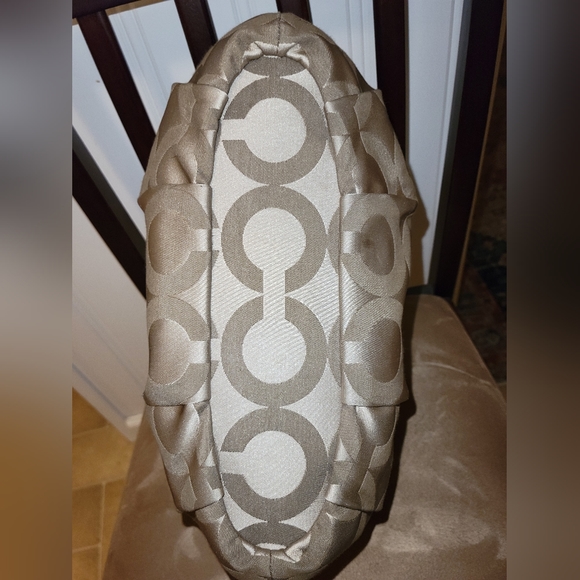 Coach handbag signature print - Picture 4 of 11